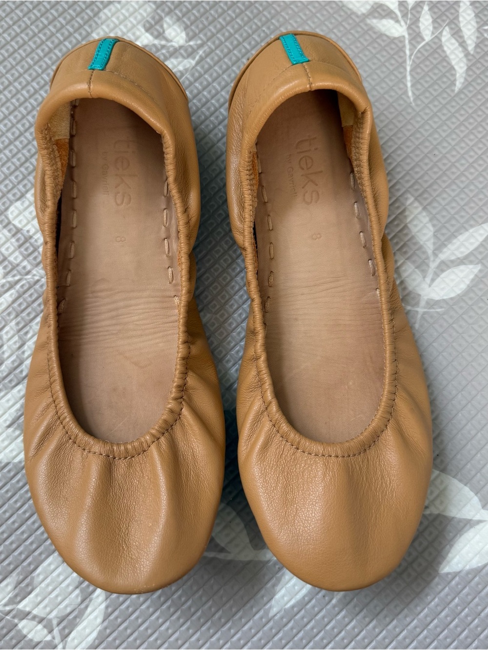Tieks Tan Carmel Leather Ballet Flats with Teal Heel Tab